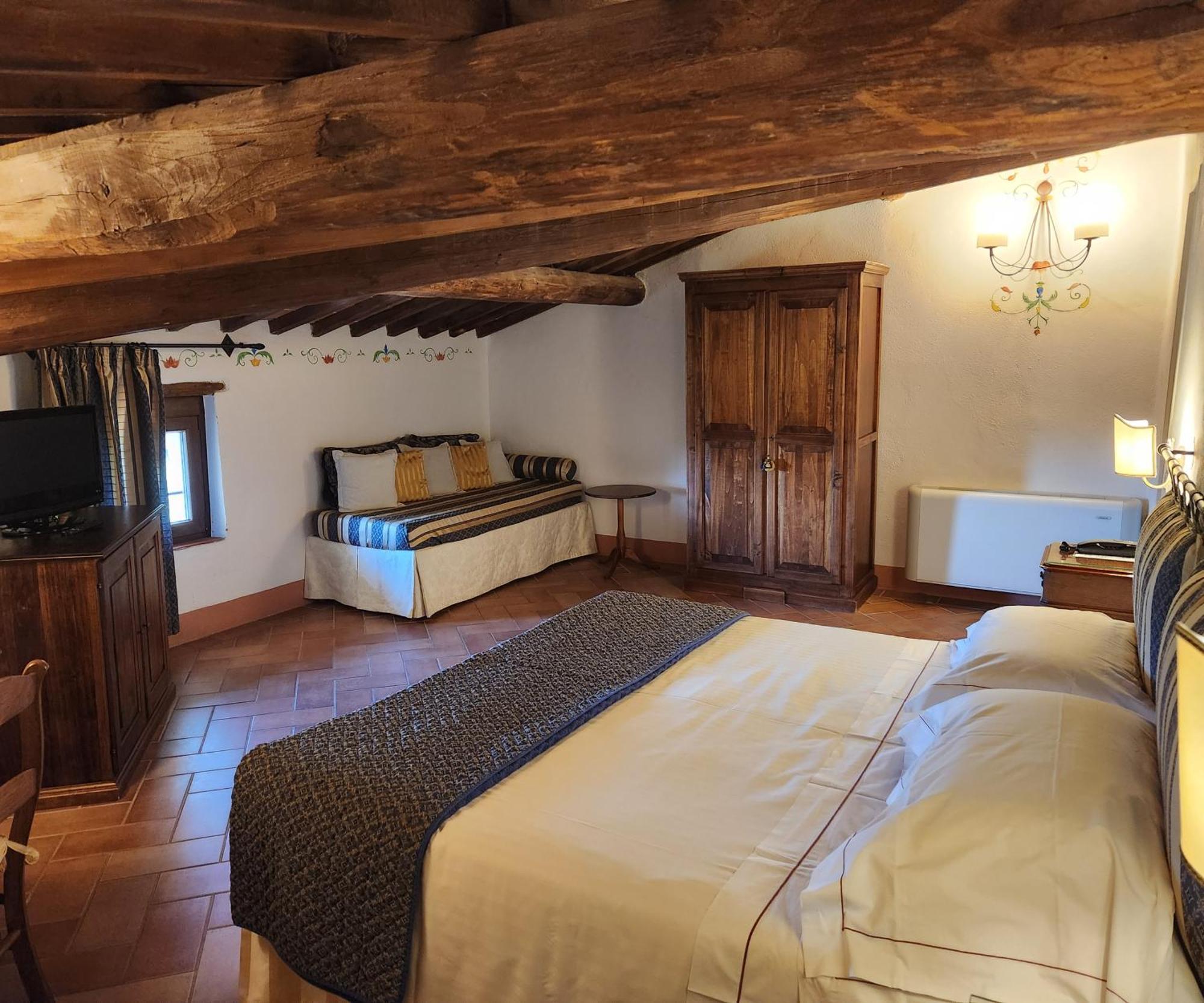 Villa Curina Resort Castelnuovo Berardenga Exteriör bild