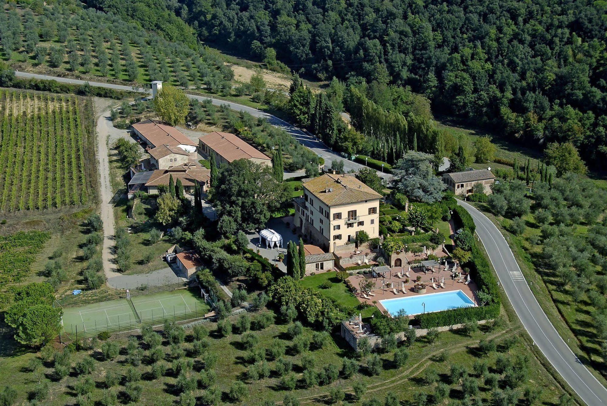 Villa Curina Resort Castelnuovo Berardenga Exteriör bild